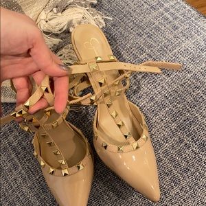 Jessica Simpson pump